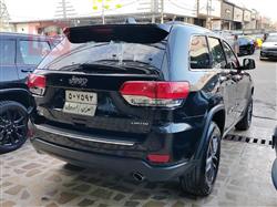 جیپ گراند شیرۆکی
